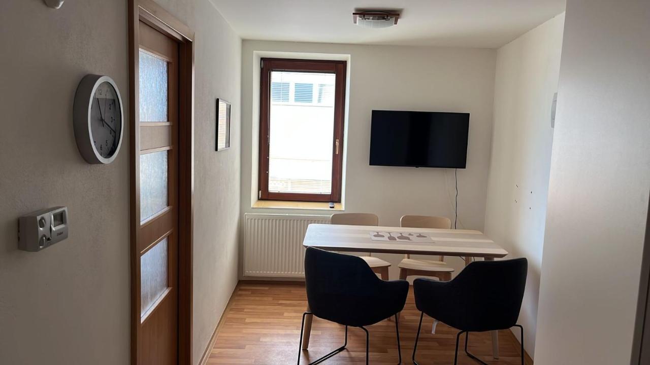 Apartman Hotel Vomocil Bystre المظهر الخارجي الصورة