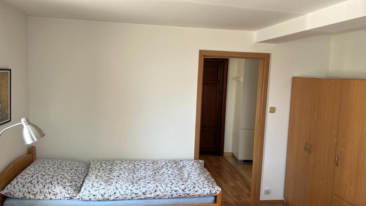 Apartman Hotel Vomocil Bystre المظهر الخارجي الصورة